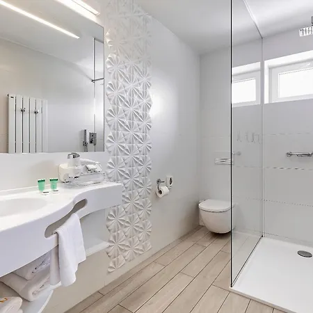 Maria Hotell Debno Polskie