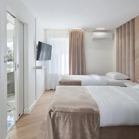 Maria Hotel